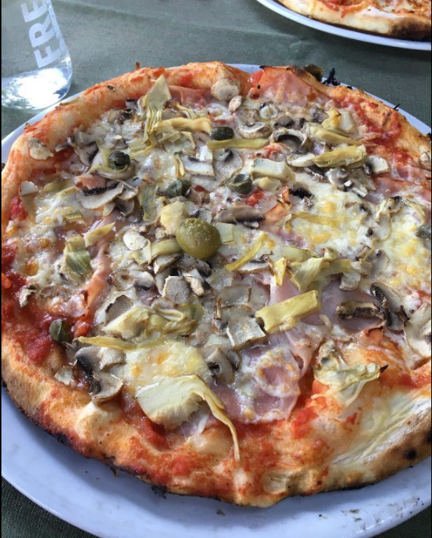 Pizza @ bistro Venezia, Ičići